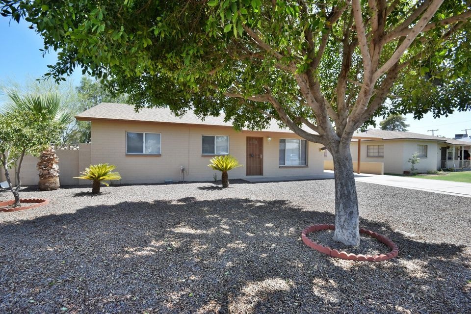 5925 W Marlette Ave, Glendale, AZ 85301 - photo 1