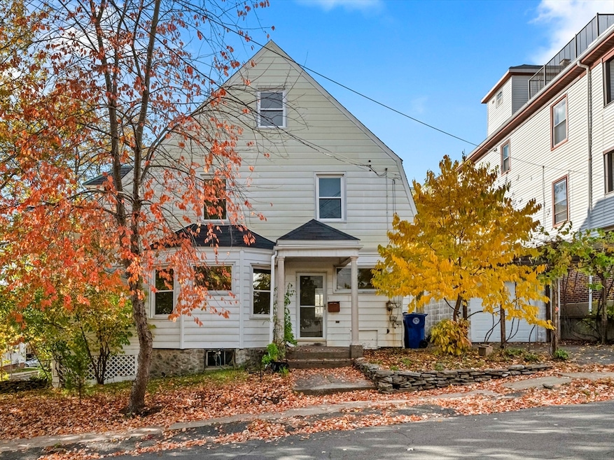 2 Laurel St, Chelsea, MA 02150 - photo 1