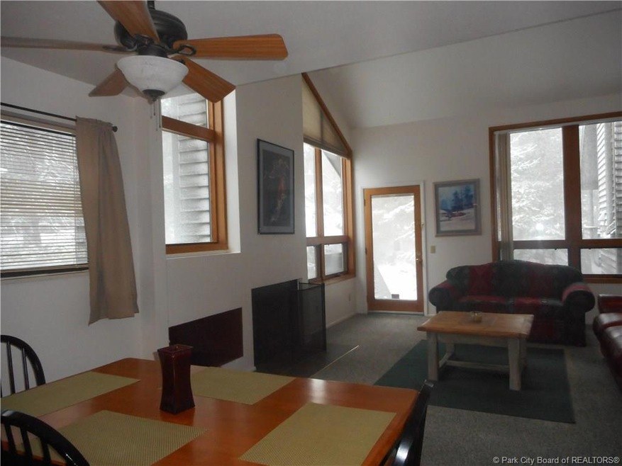 Flexible floor plan with beautiful light