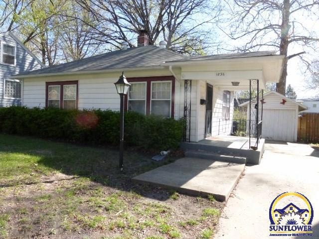 1836 SW Randolph Ave, Topeka, KS 66604 - photo 1