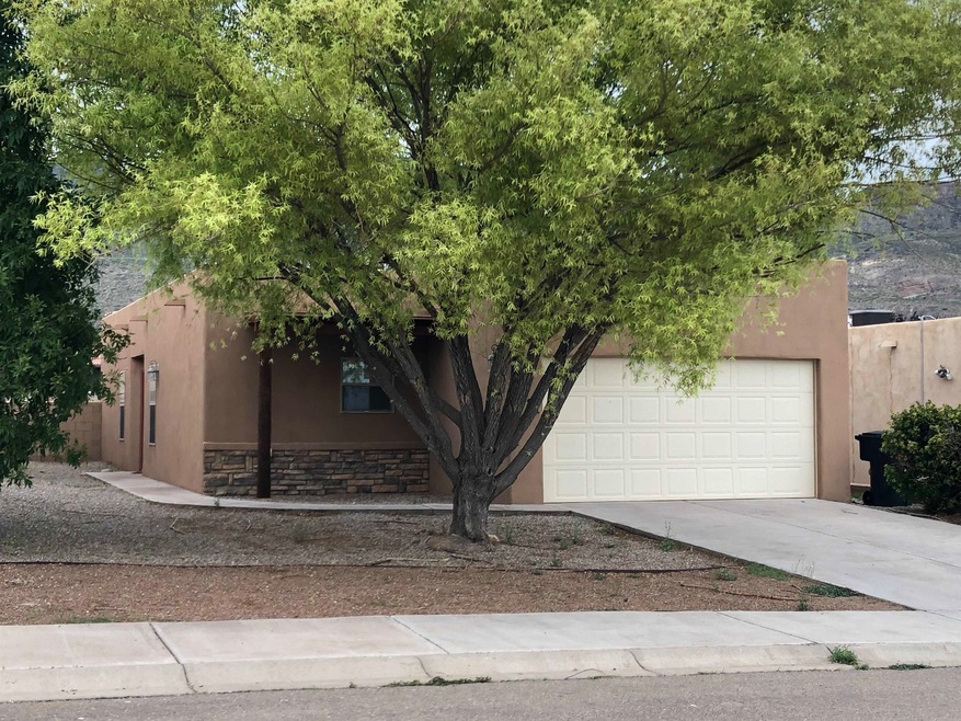 2621 Las Alturas Ct, Alamogordo, NM 88310 - photo 1