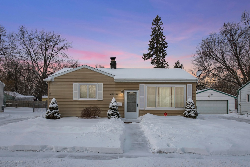 4910 Burchfield Ave, Lansing, MI 48910 - photo 1