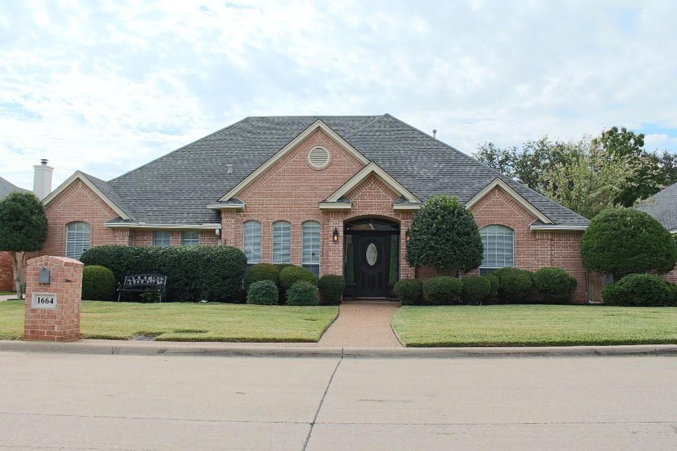 1664 Oak Creek Dr, Hurst, TX 76054 - photo 1