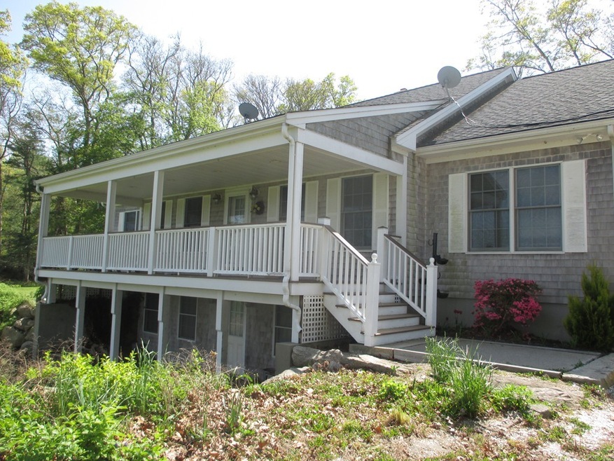 1465 Crandall Rd unit R, Tiverton, RI 02878 - photo 1