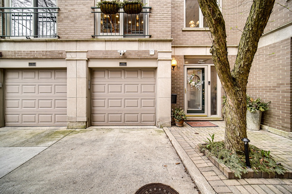 2708 N Southport Ave unit B, Chicago, IL 60614 - photo 1