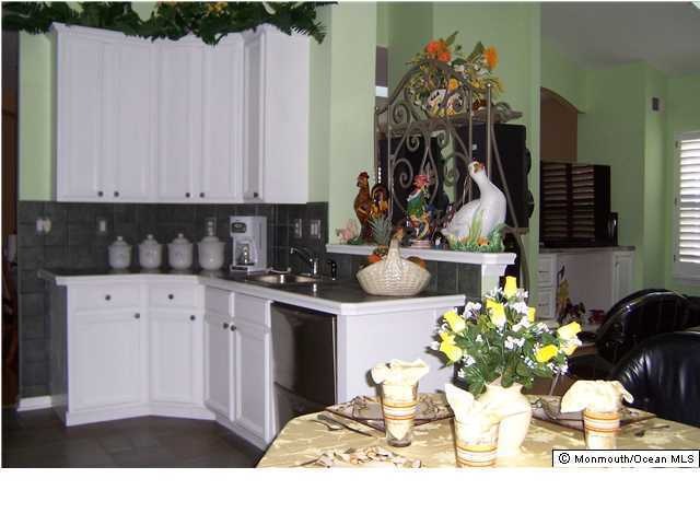 82 Eleanor Rd, Manchester, NJ 08759 - photo 1