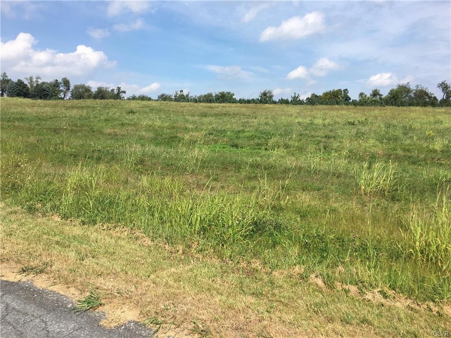 2364 Beacon Rd, Bath, PA 18014 - photo 1