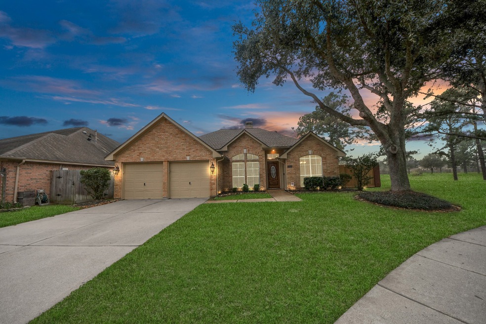 8435 E Copper Lakes Dr, Houston, TX 77095 - photo 1