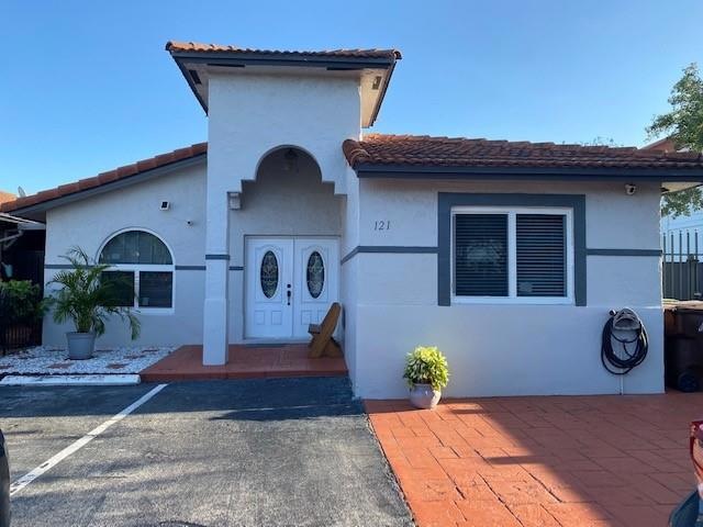 3355 W 68th St unit 121, Hialeah, FL 33018 - photo 1