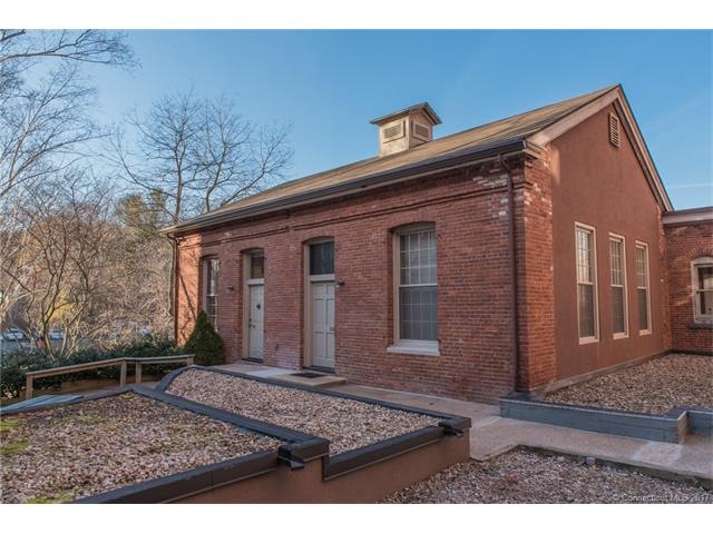Private direct access in the smaller building cont