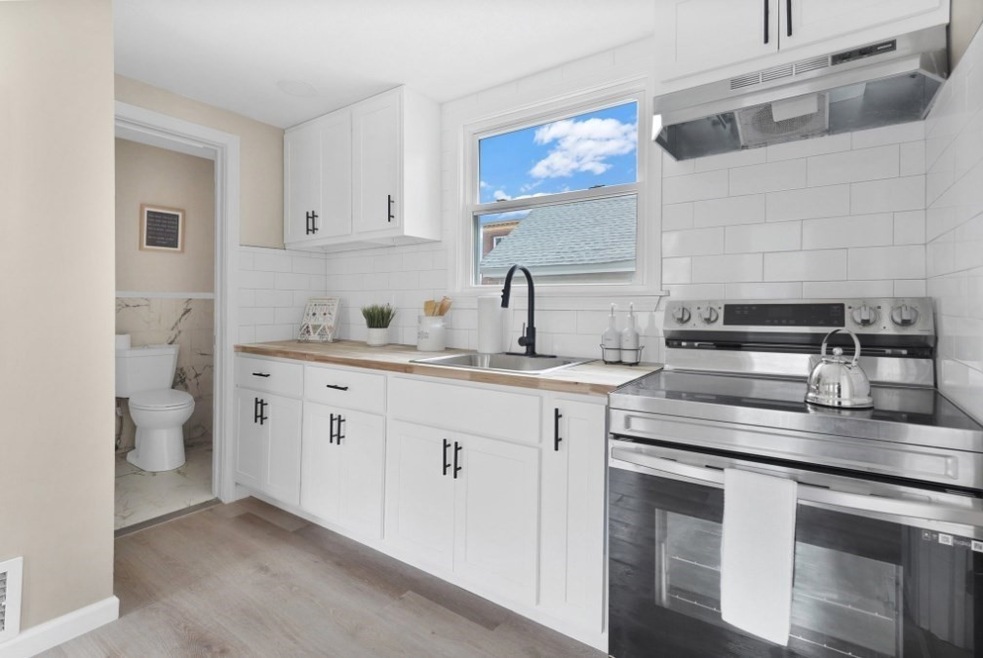 52 Osgood St unit 2, Springfield, MA 01107 - photo 1