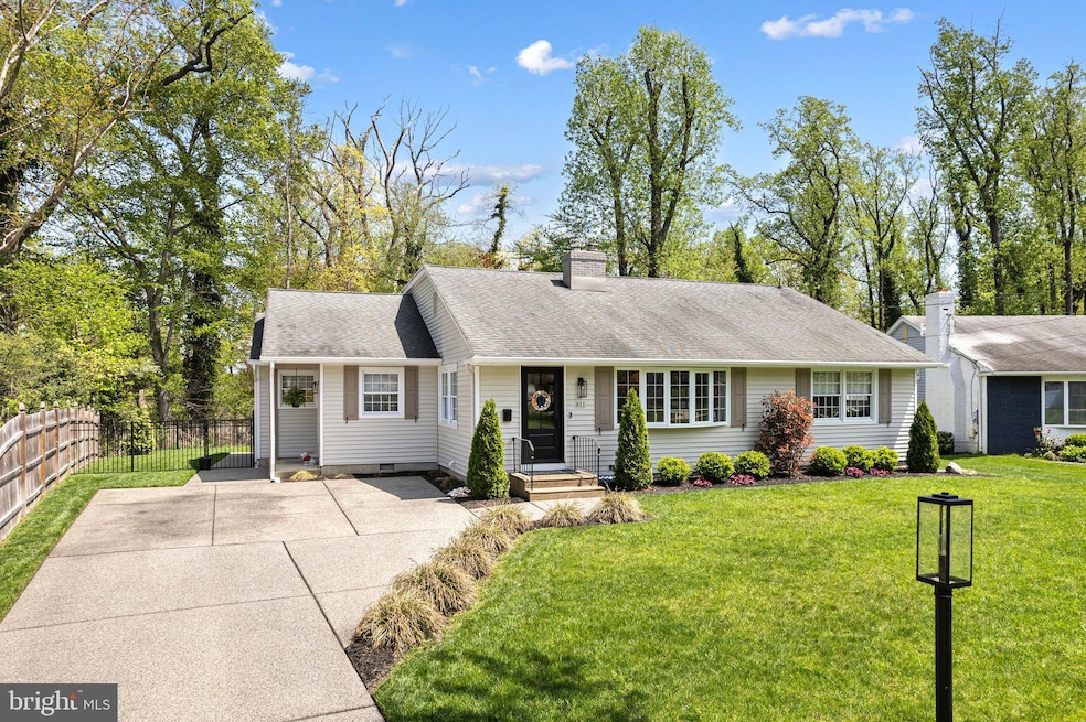 811 Edge Park Dr, Haddonfield, NJ 08033 - photo 1