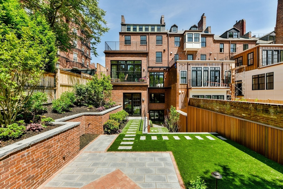 5 Joy St unit 1, Boston, MA 02108 - photo 1