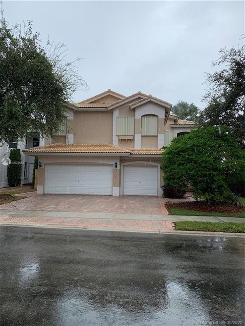 6957 NW 107th Ct, Doral, FL 33178 - photo 1