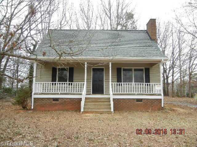 2204 Hopewell Friends Rd, Asheboro, NC 27205 - photo 1