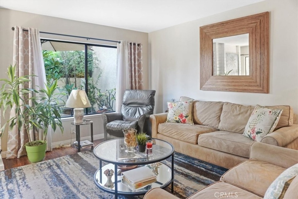 Sold $999,950 • Co-Listing Agent