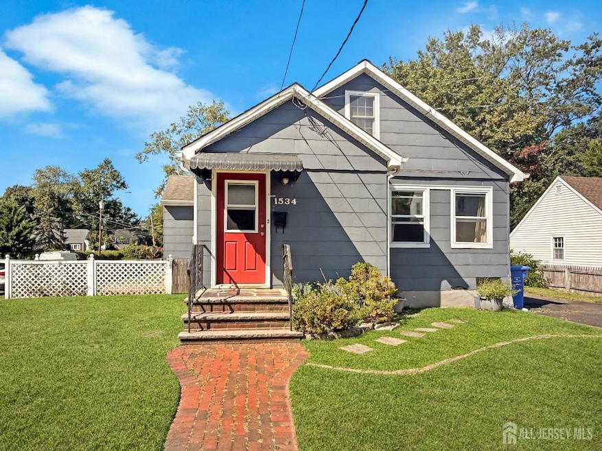 Under Contract $365,000