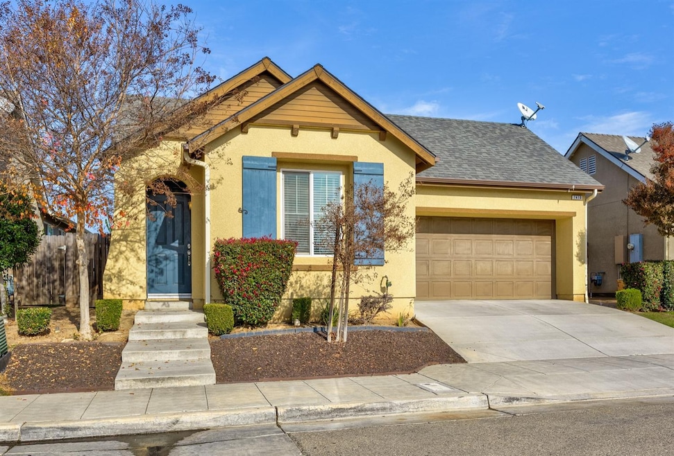 7410 E Ramona Way, Fresno, CA 93737 - photo 1