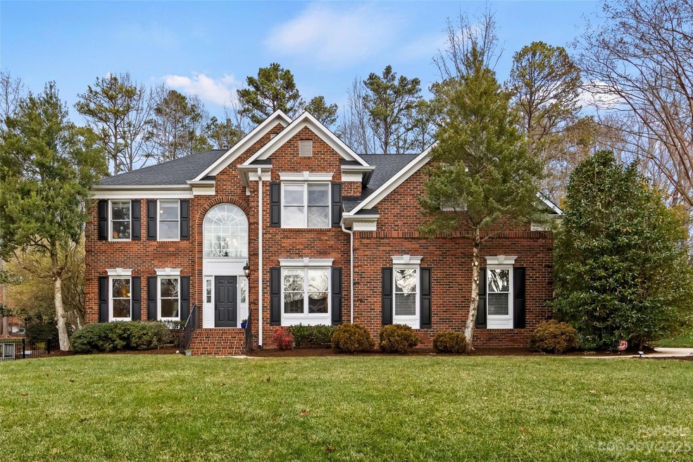 1612 Penderlea Ln, Matthews, NC 28105