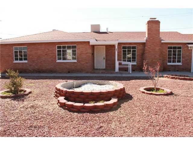 41 Half Moon Dr, El Paso, TX 79915 - photo 1