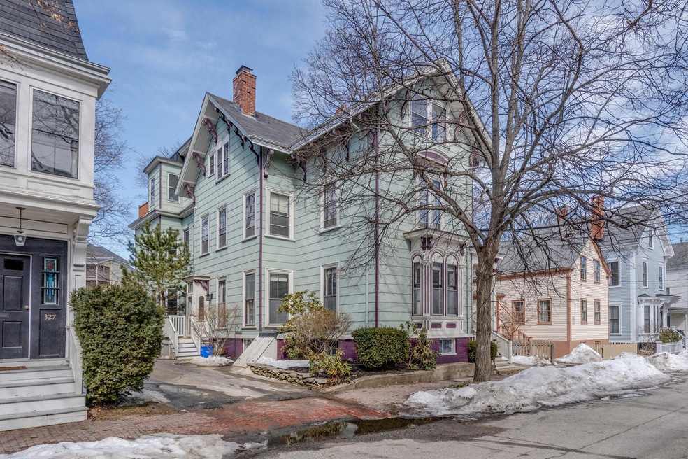 325 Spring St Unit 1 Portland-large-001-