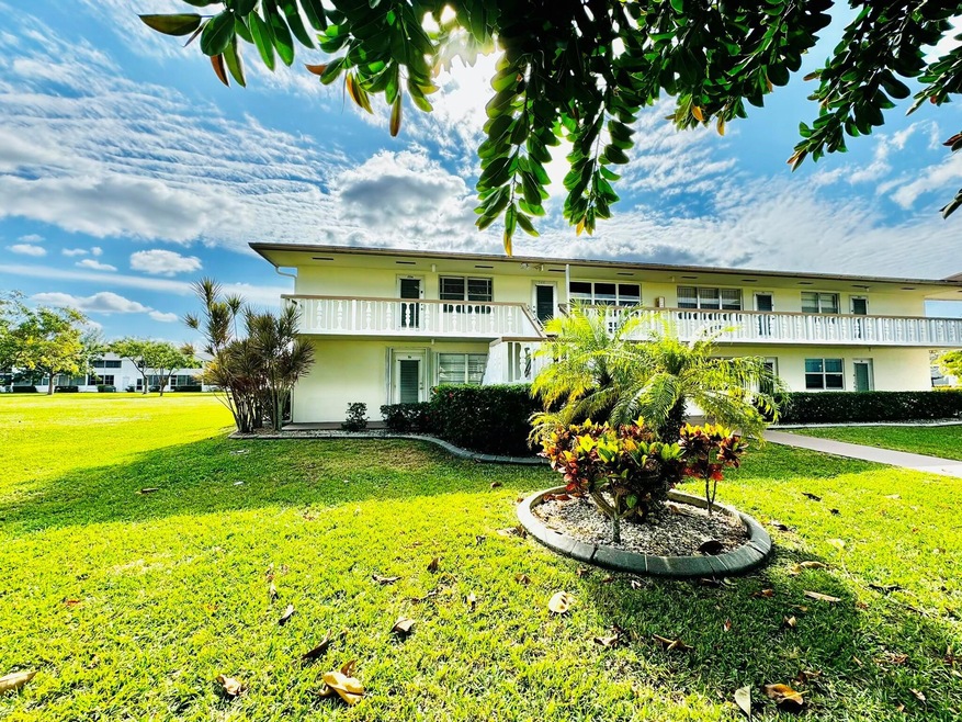 206 Windsor I unit 206, West Palm Beach, FL 33417 - photo 1
