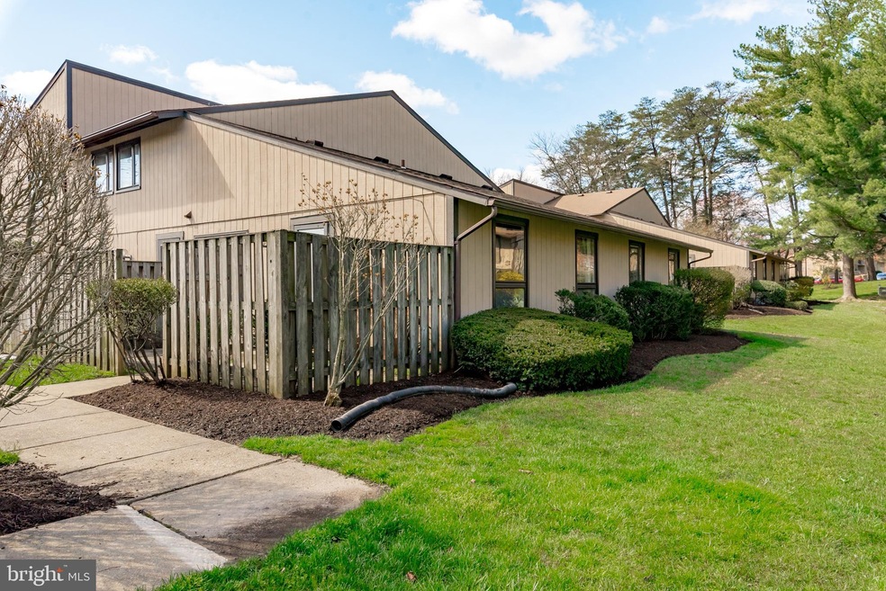 540 Glen Ct, Glen Burnie, MD 21061 - photo 1