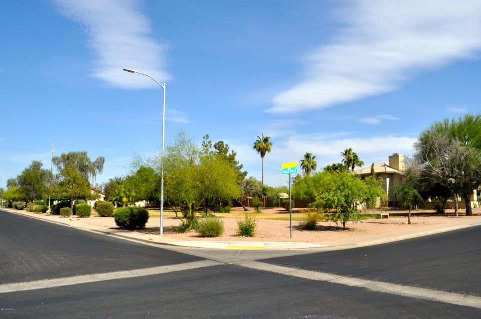 519 E Mesa Vista Ln unit 1-103, Mesa, AZ 85203 - photo 1