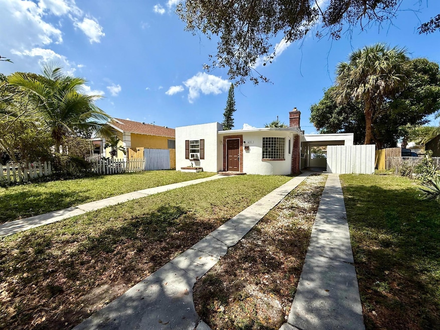 631 33rd St, West Palm Beach, FL 33407 - photo 1