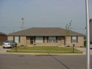 1044 Pinoak Dr unit 1046, Nicholasville, KY 40356 - photo 1