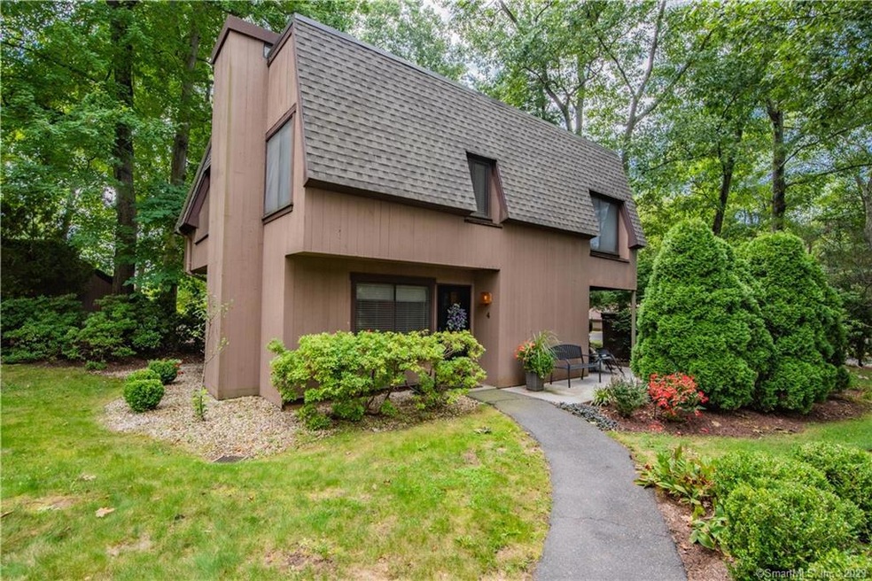 4 Canterbury Ln unit 4, Avon, CT 06001 - photo 1