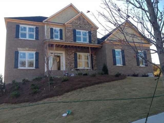 Exterior Front. BALMORAL FLOOR PLAN BUILT BY PEACH