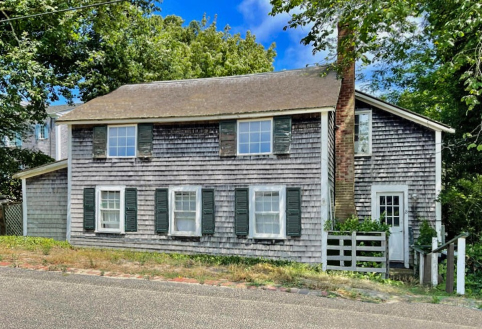 13 Pierce Lane