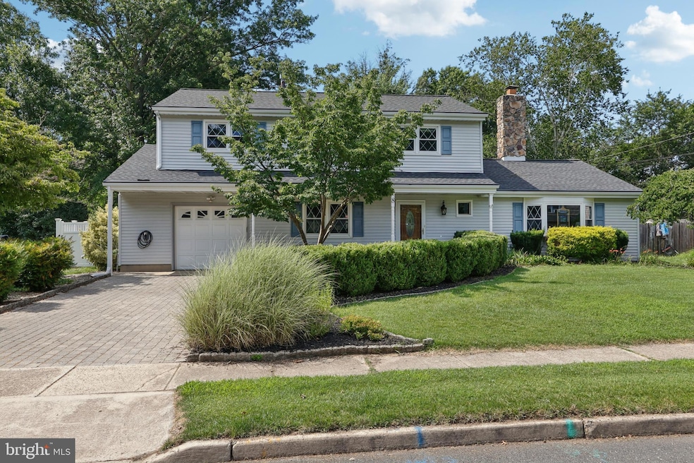 8 Coates Rd, Allentown, NJ 08501 - photo 1