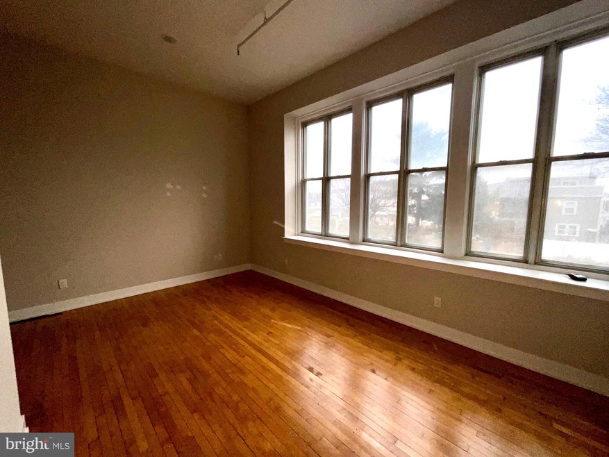 4629 35 E Thompson St unit 35, Philadelphia, PA 19137 - photo 1