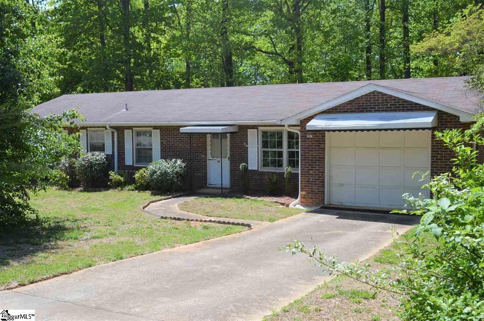 300 Colony Rd, Travelers Rest, SC 29690 - photo 1