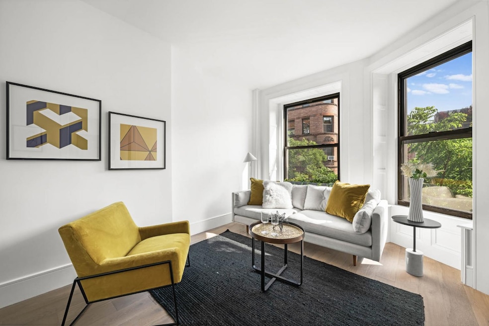 Sold $1,127,500 • Co-Listing Agent