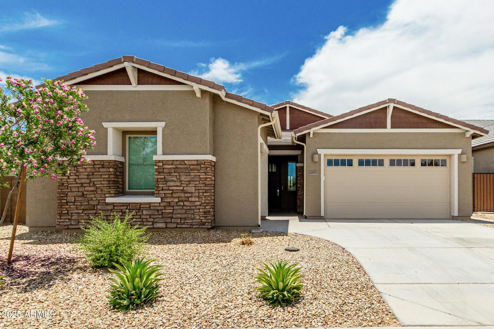 For Sale $599,999 • Co-Listing Agent