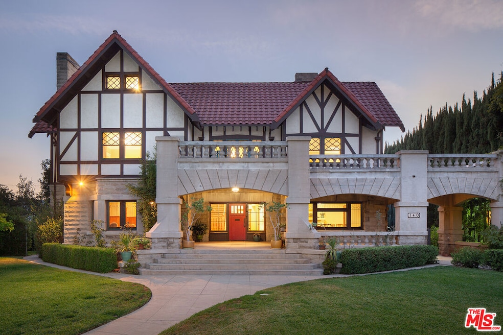 Sold $2,625,000 • Co-Listing Agent