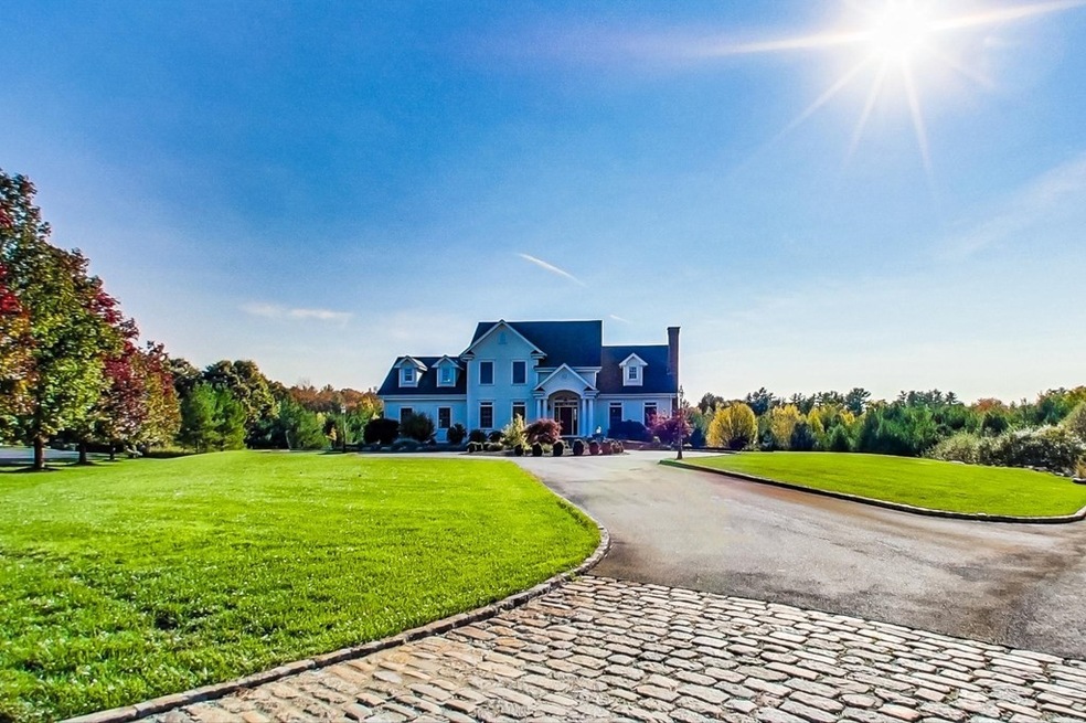 15 Lilac Ln, North Easton, MA 02356 - photo 1