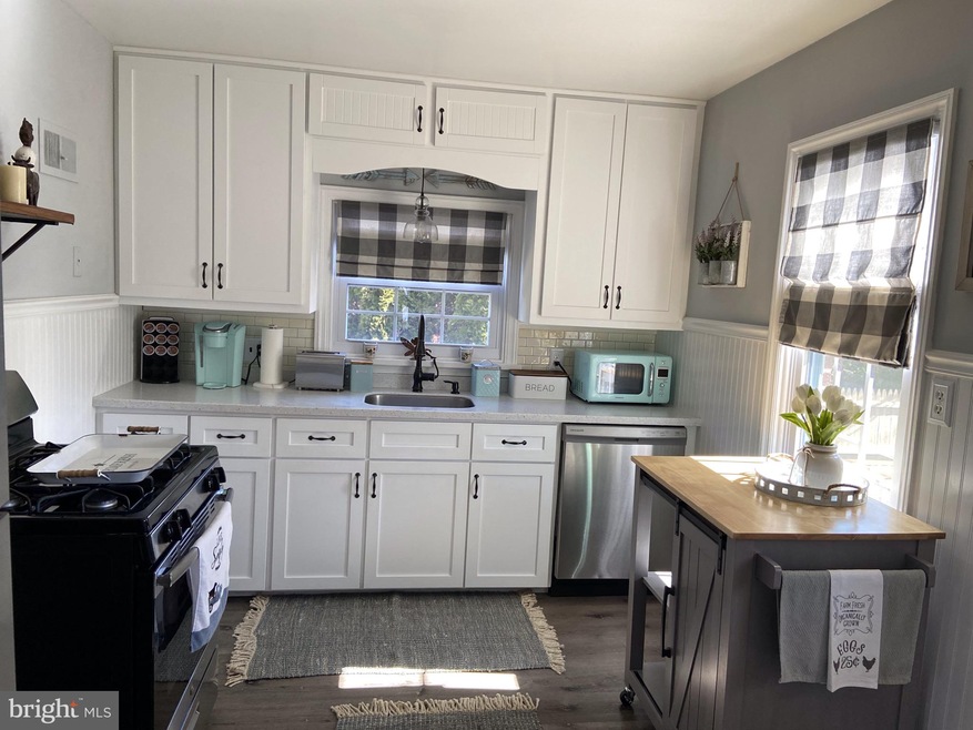 1206 Greenhill Ave, Wilmington, DE 19809 - photo 1