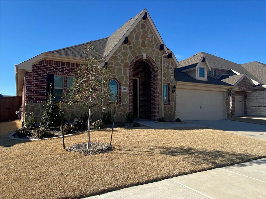 2010 Ranchwood Dr, Wylie, TX 75098 - photo 1