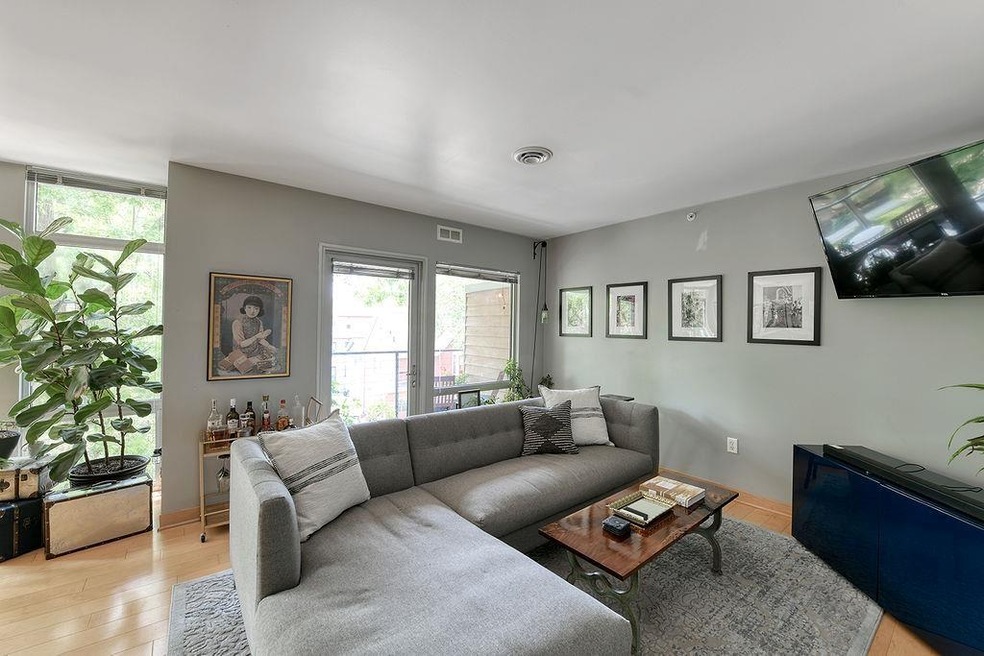 15 S Broom St unit 303, Madison, WI 53703 - photo 1