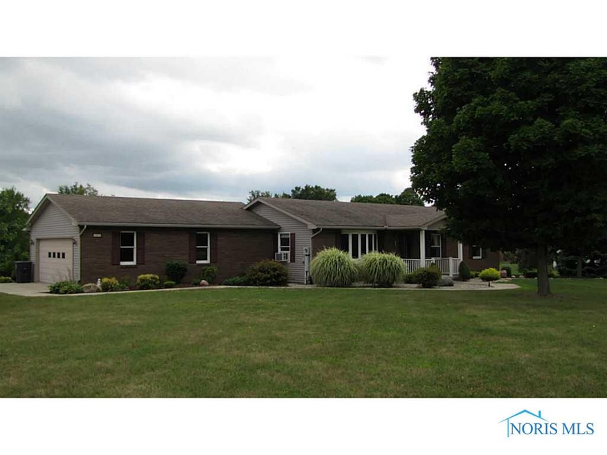 125 Pine St, West Unity, OH 43570 - photo 1