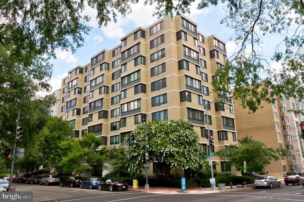 Letterman House unit 1011, Washington, DC 20006 - photo 1