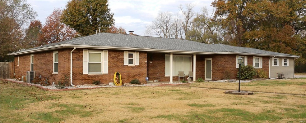 40 Shirlwin Dr, Granite City, IL 62040 - photo 1