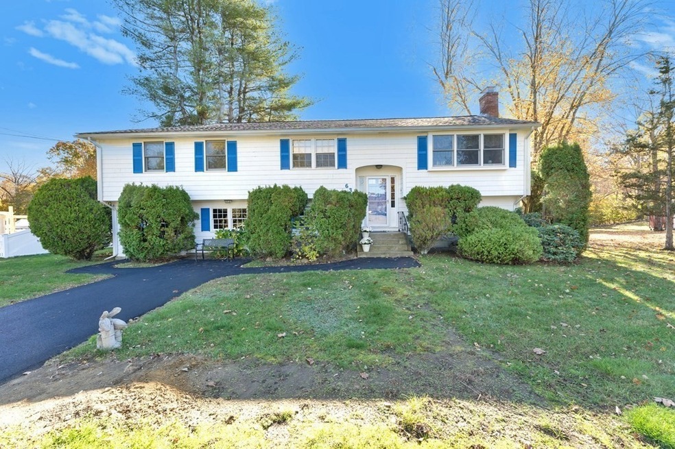 63 Apple d or Rd, Framingham, MA 01701 - photo 1