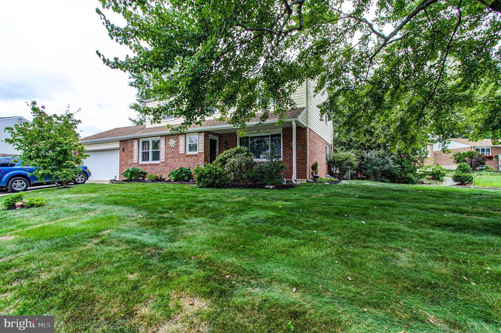 331 Abrams Mill Rd, King of Prussia, PA 19406 - photo 1