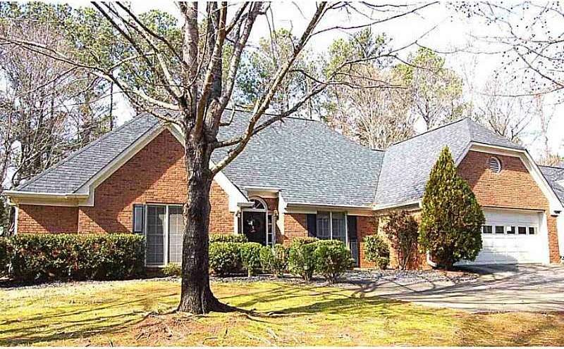 Exterior Front. Pristine, 4 sided brick ranch in M
