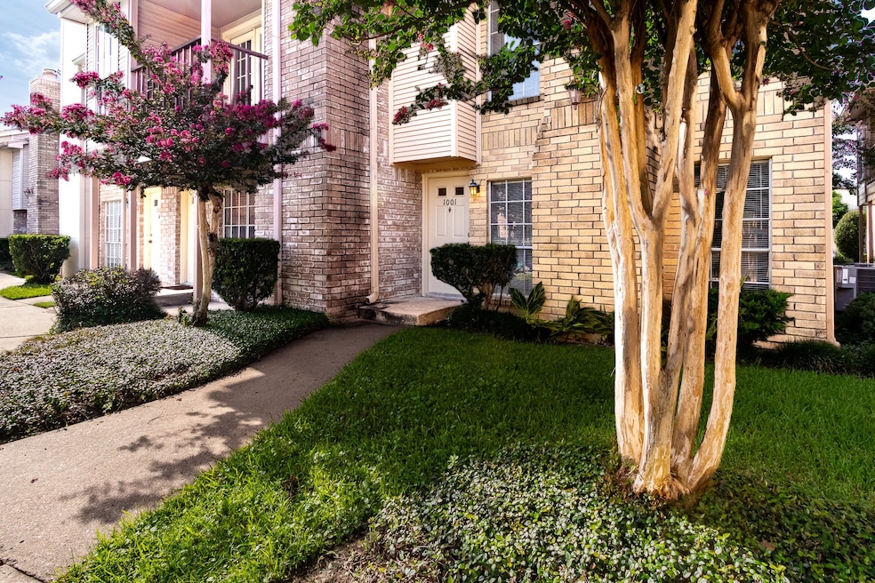 Fabulous Corner Unit